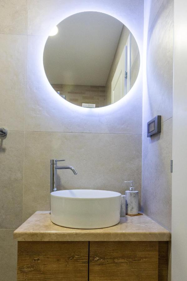 Beachfront Villa Brulupes In Secluded Bay Konstari Kültér fotó